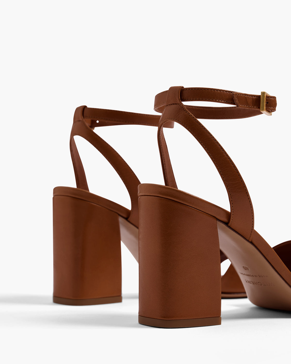 Leather Block Heeled Sandal with Chain 85
