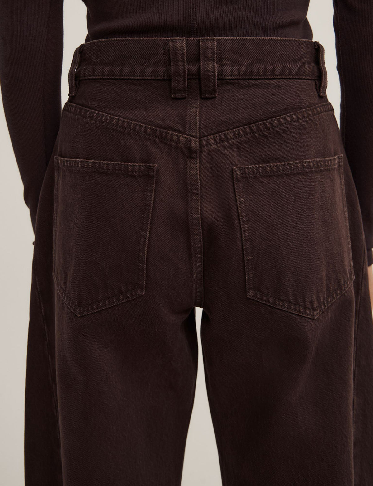 Barrel Leg Jeans