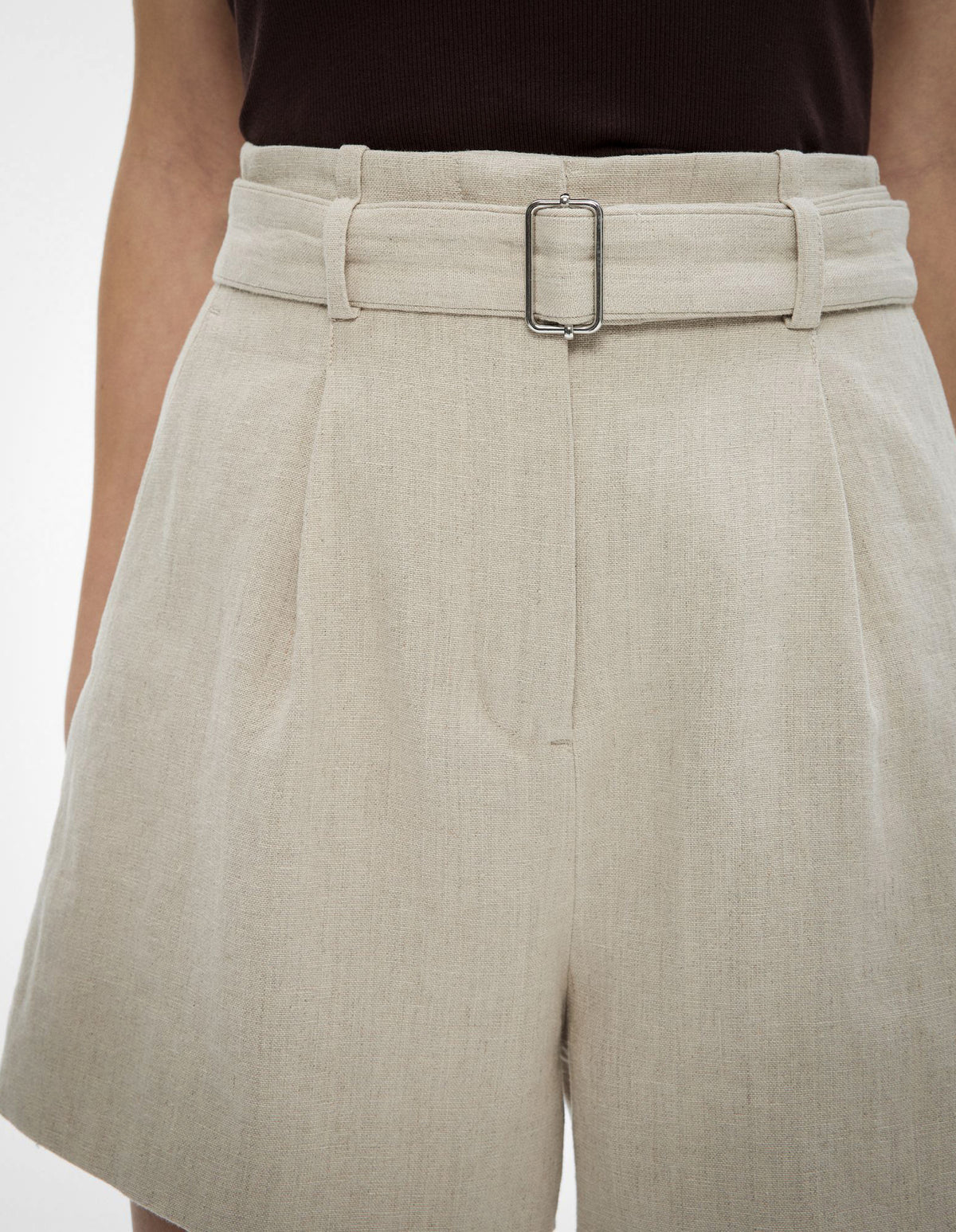 Belt Detail Linen Shorts