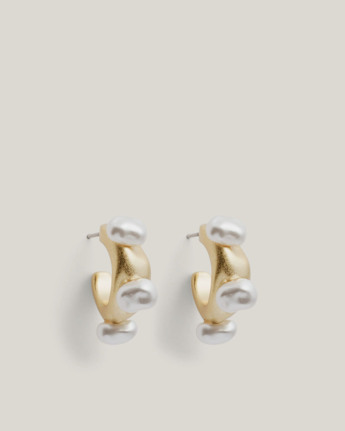 Regan Hoop Earrings