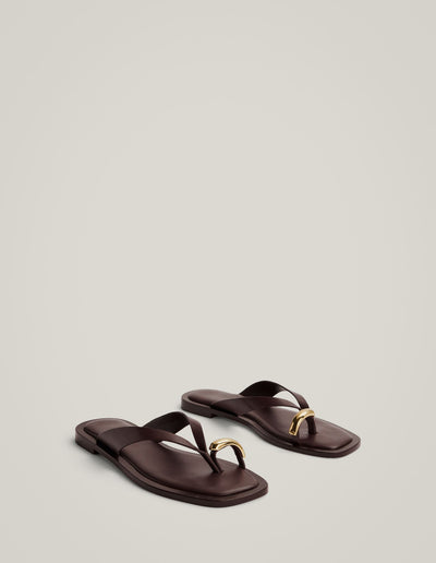 Kyra Slides