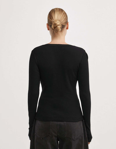 Fine V-Neck Long-Sleeve Top