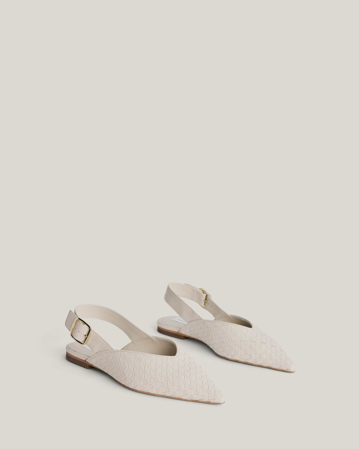 Daisy Weave Flats