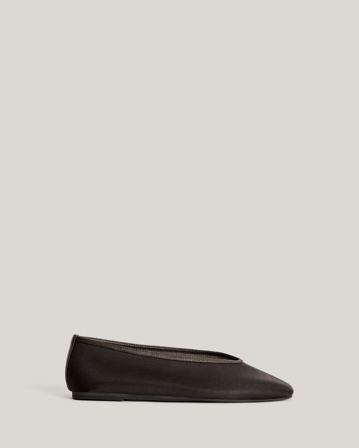 Petra Mesh Flat